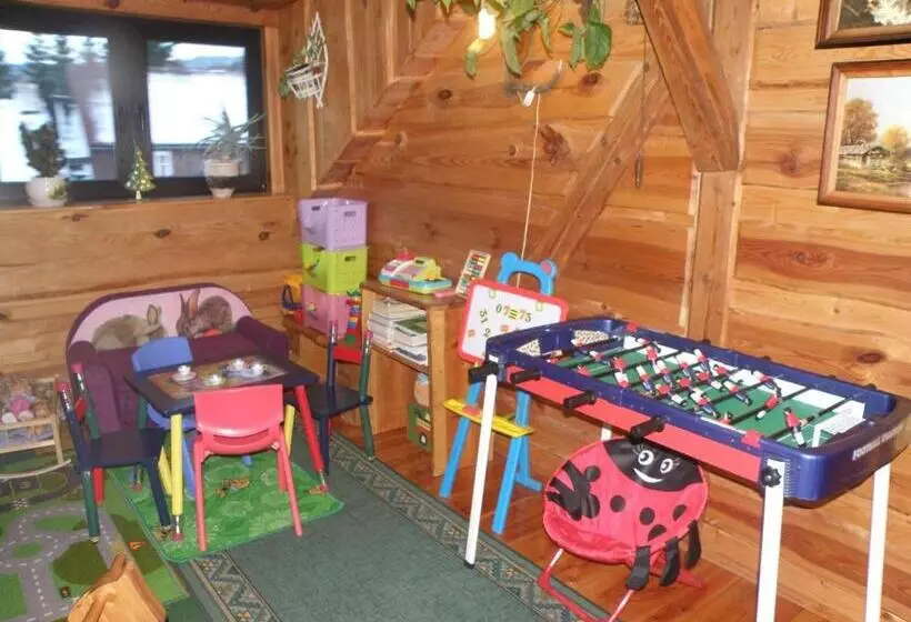 Aamiaismajoitus (B&B) Ranczo Frodyma