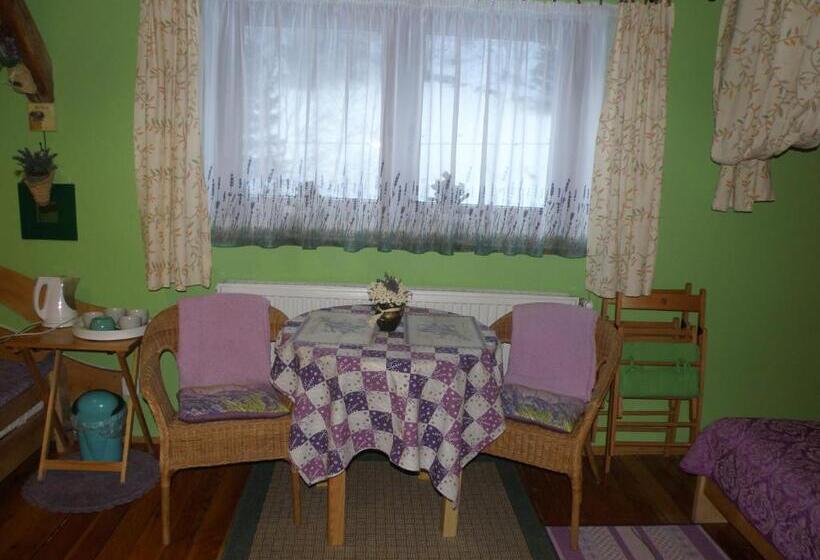 Bed and Breakfast Ranczo Frodyma