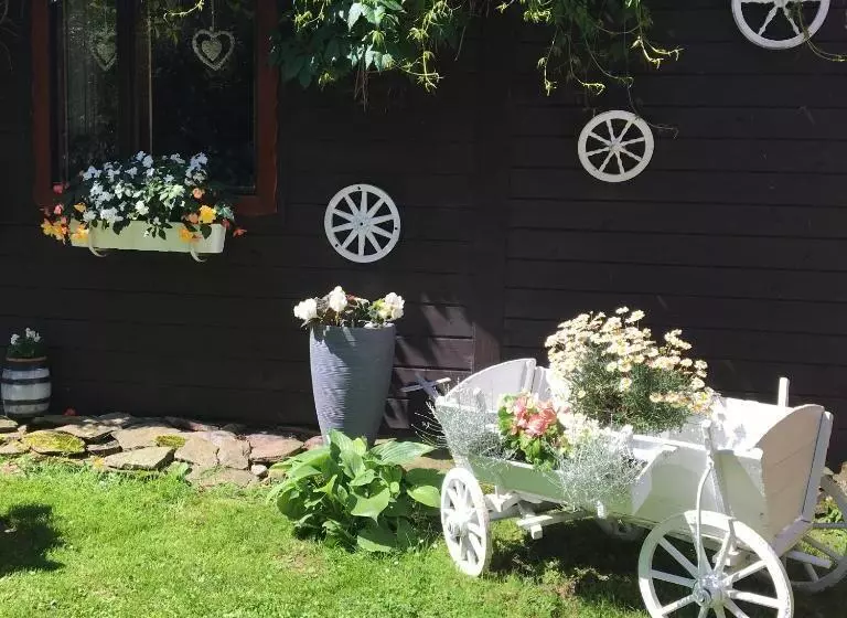 Aamiaismajoitus (B&B) Ranczo Frodyma