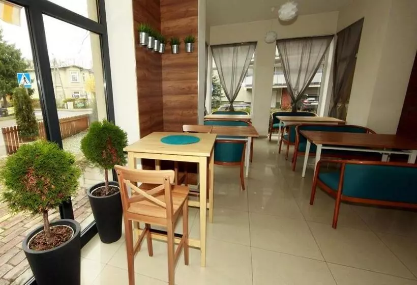 Aamiaismajoitus (B&B) Willa Park Międzyzdroje