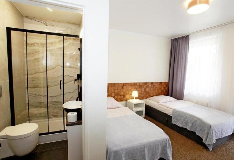 민박 Willa Park Międzyzdroje