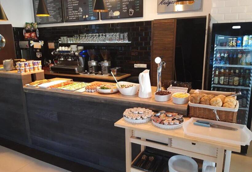 민박 Willa Park Międzyzdroje