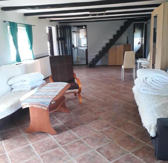 בית מלון כפרי Agroturystyka Pod Dębami W Klukach