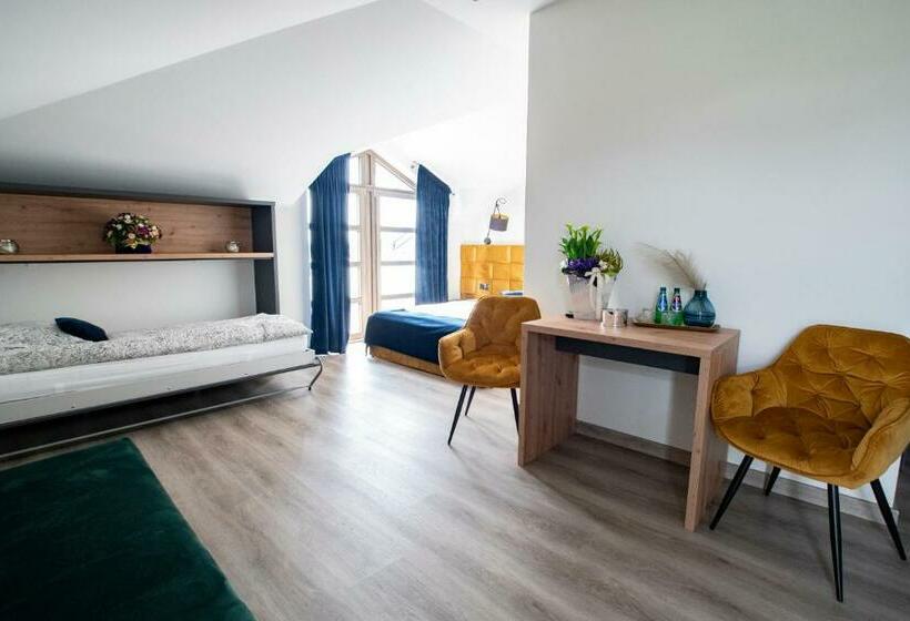 Отель Centrum Konferencyjno Bankietowe Chabrowy