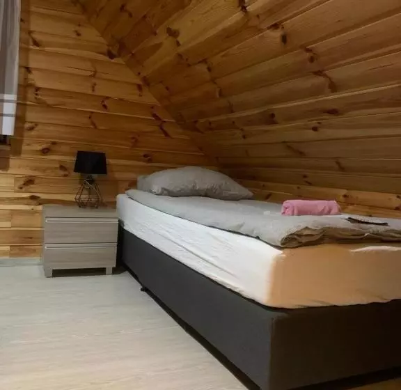 ホテル Domki Całoroczne   U Ptaka   Miłków