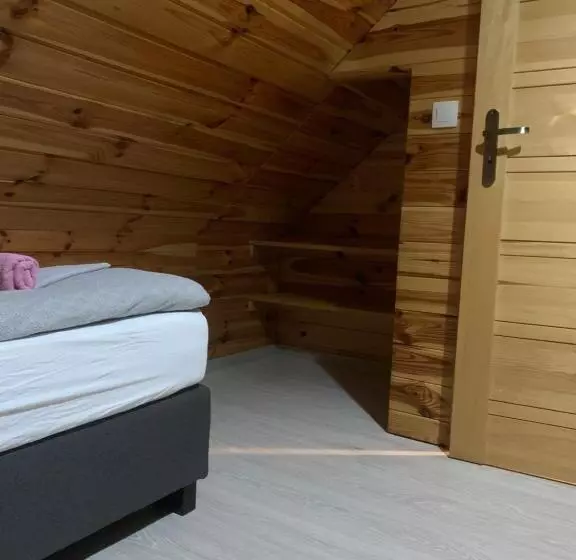 ホテル Domki Całoroczne   U Ptaka   Miłków