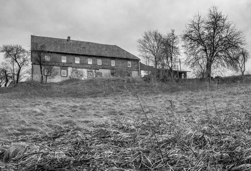 Hotelli Gospodarstwo Agroturystyczne Powierzówka