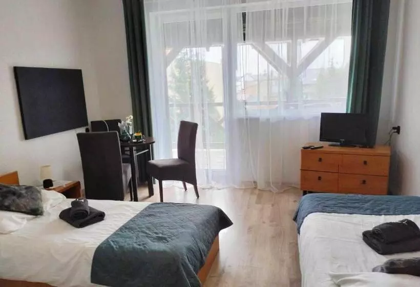 Hotelli Kamienica Pokoje & Restauracja