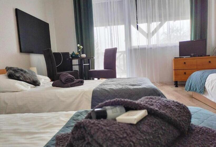 ホテル Kamienica Pokoje & Restauracja