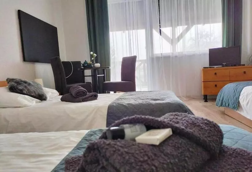 Hotelli Kamienica Pokoje & Restauracja