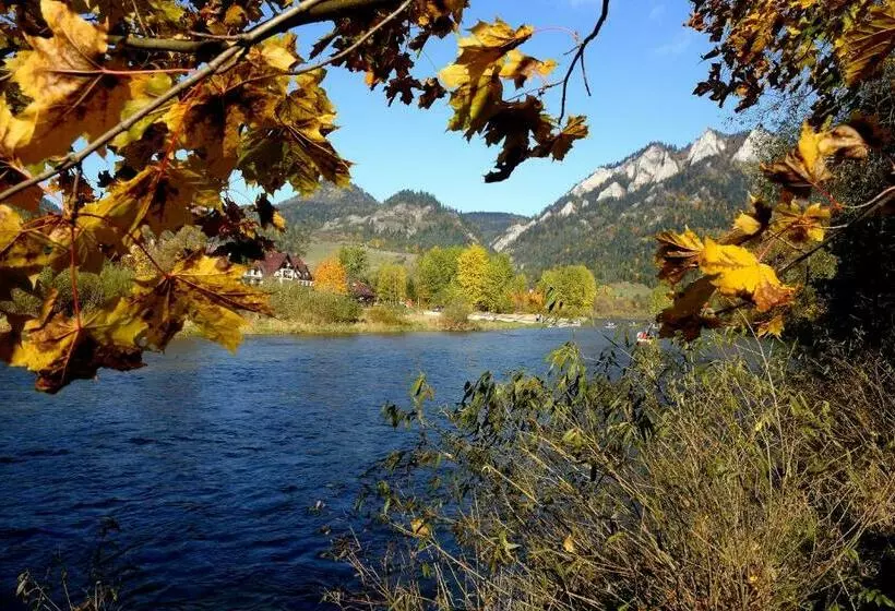 Hotelli Nad Przełomem