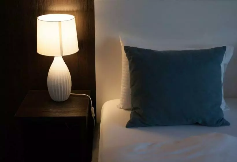 Novopolska   Hotel I Restauracja