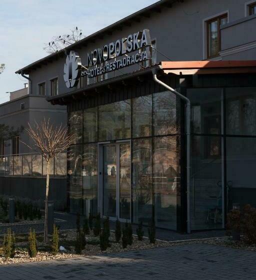 Novopolska   Hotel I Restauracja