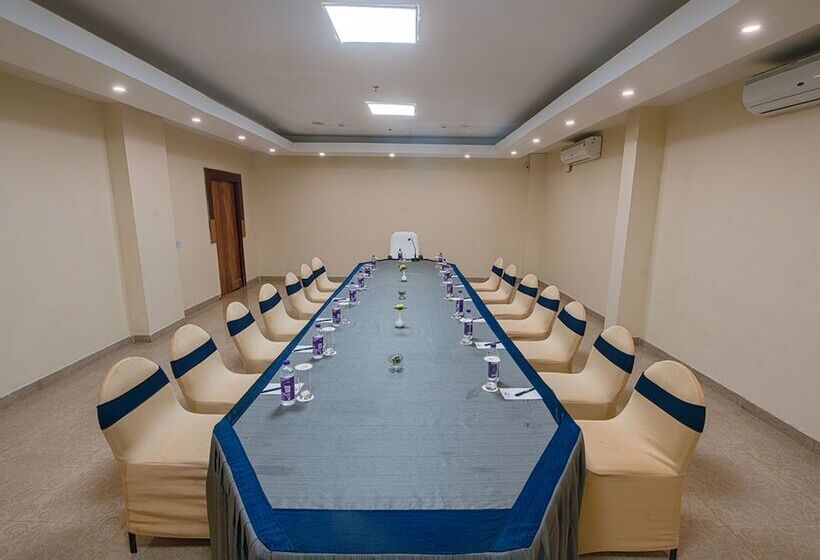 فندق Nrs Royal Palace