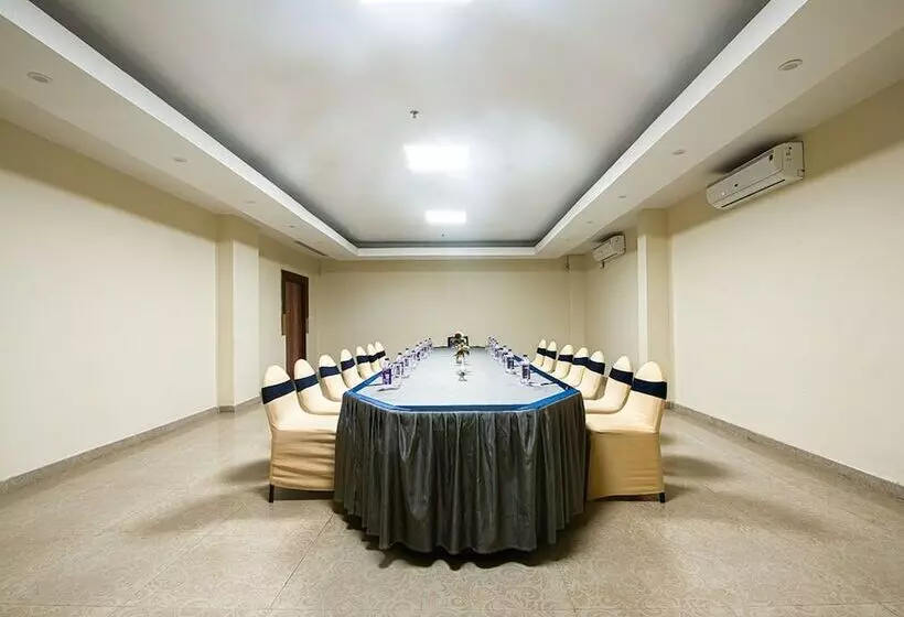 ホテル Nrs Royal Palace