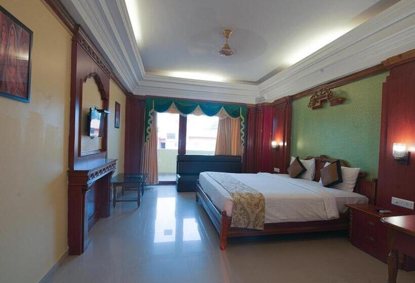 فندق Nrs Royal Palace