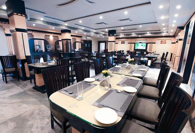 فندق Nrs Royal Palace