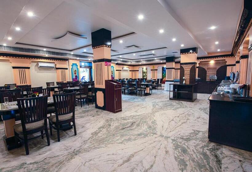 فندق Nrs Royal Palace