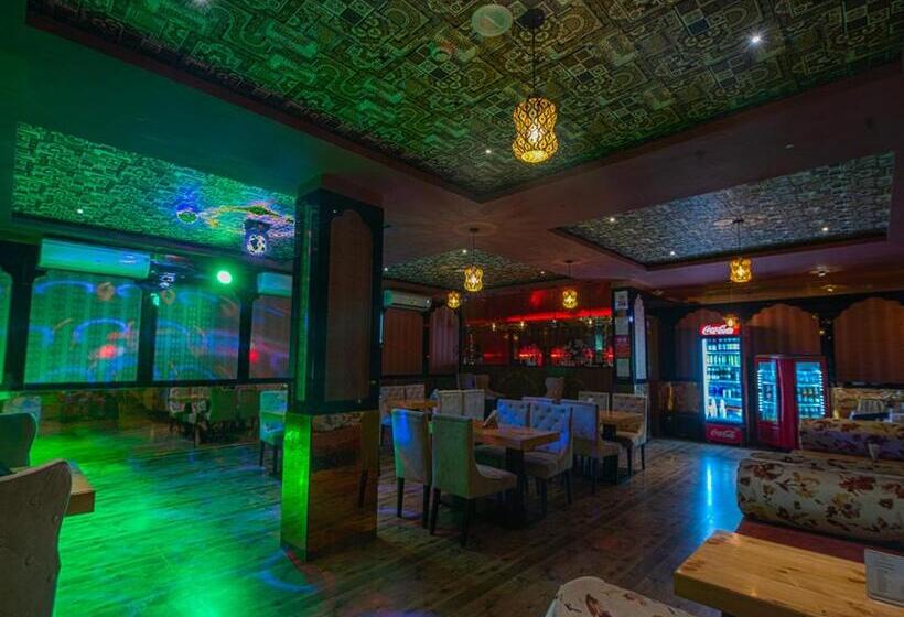 فندق Nrs Royal Palace