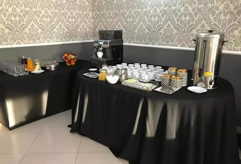 Hotelli Rezydencja Sandomierska