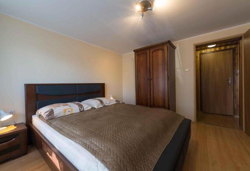 בית מלון כפרי U Zenona