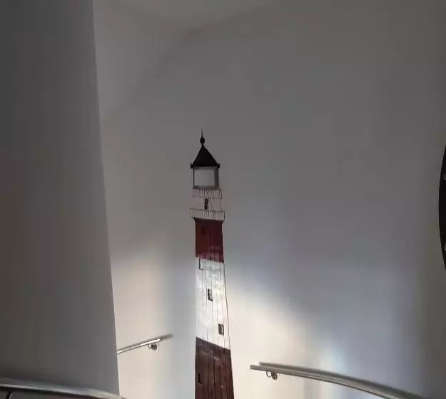 Hotelli Willa Latarnik   Doskonała Lokalizacja, Blisko Atrakcji, 20min Do Plaży