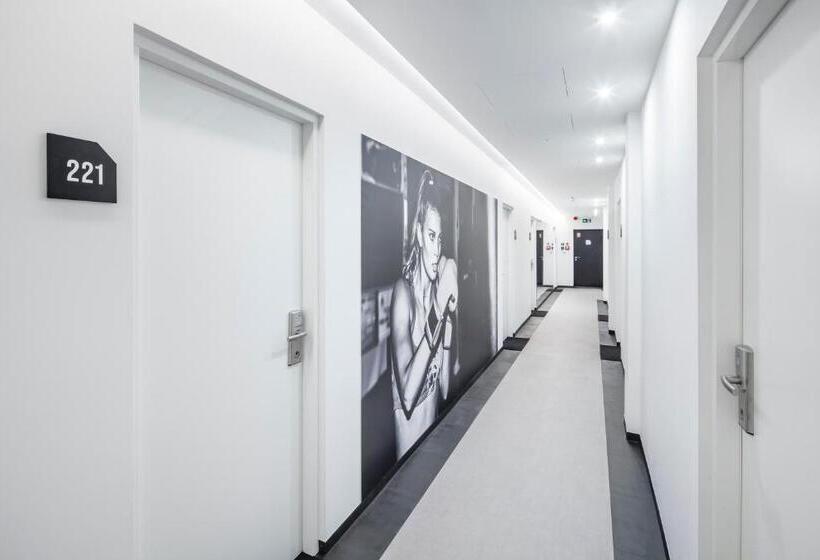 Lofty Kampus Garnizon