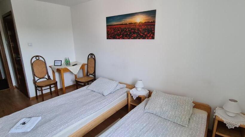 Motel I Restauracja Pod Basztą