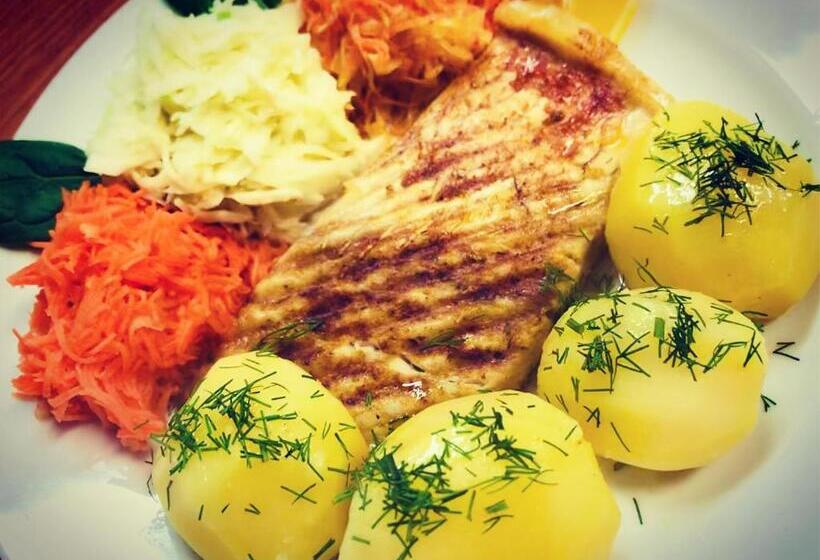 Motel I Restauracja Pod Basztą