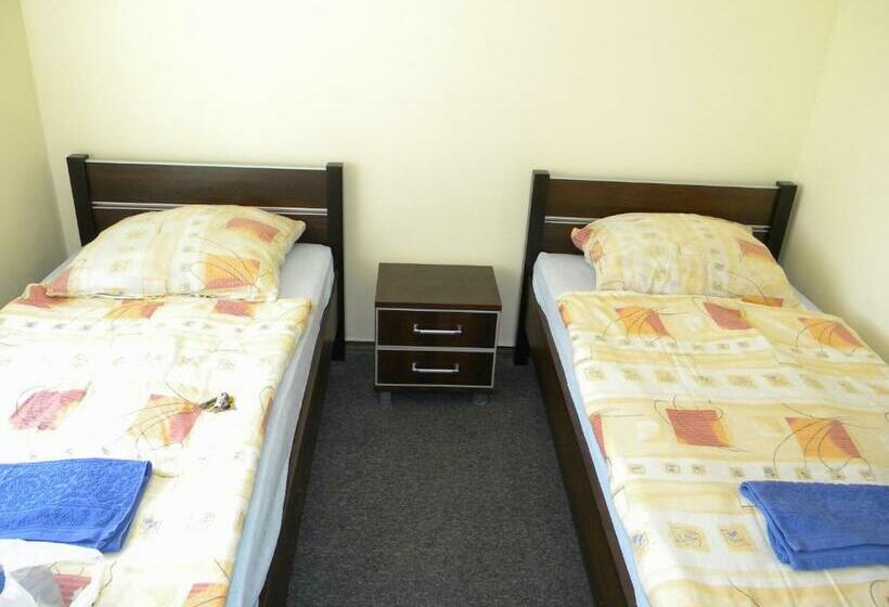 Мотель Pokoje Gościnne Saritas