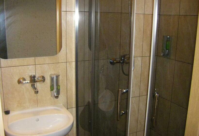 Мотель Pokoje Gościnne Saritas