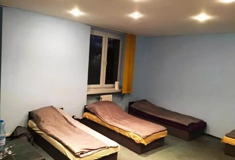 مُتل Pokoje Gościnne Saritas