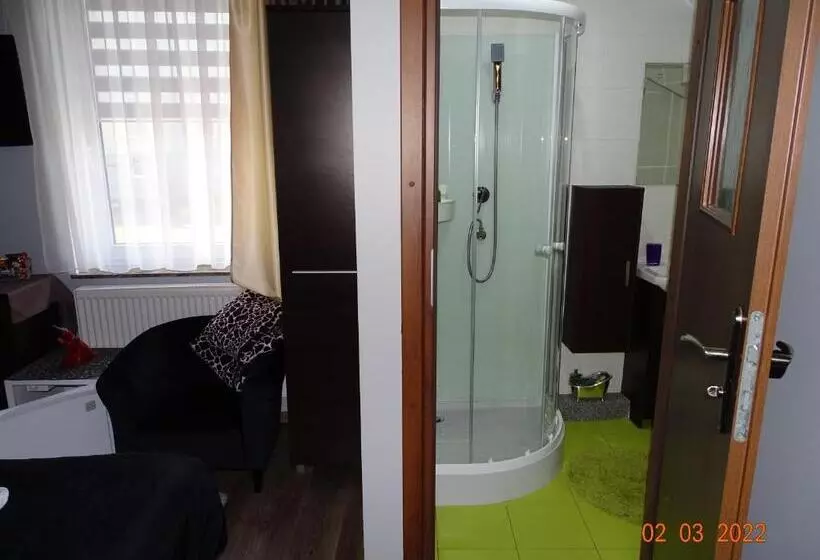 پانسیون Noclegi Nad Morzem U Kasi