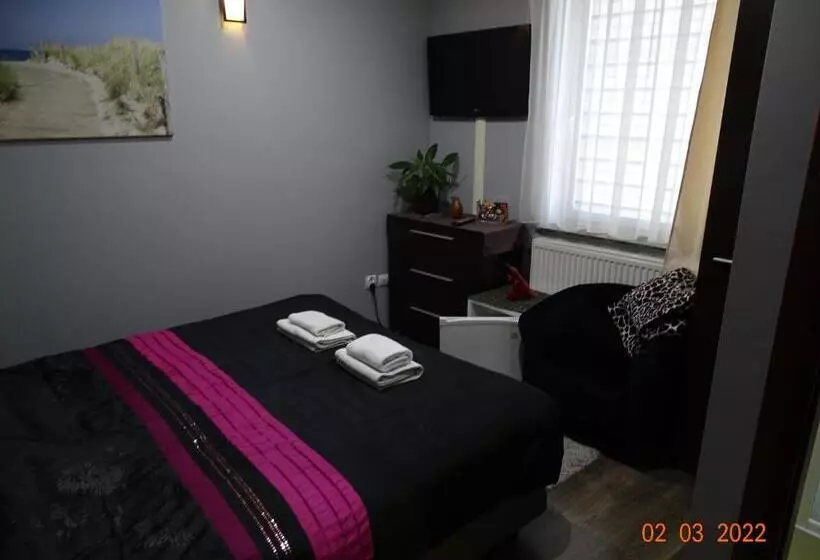 پانسیون Noclegi Nad Morzem U Kasi