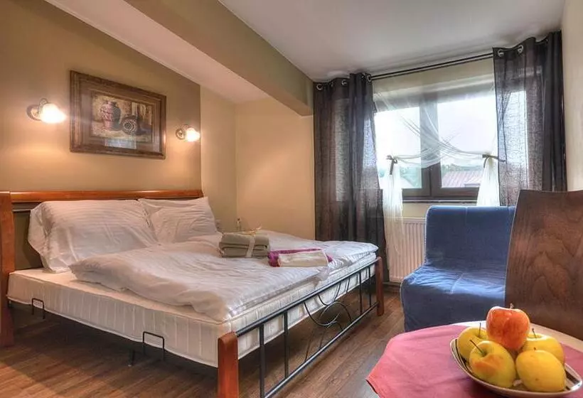 Majatalo Pokoje Baldi Benelux