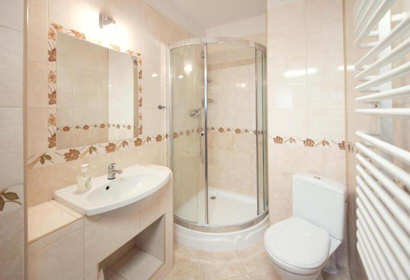 펜션 Willa Czarownica