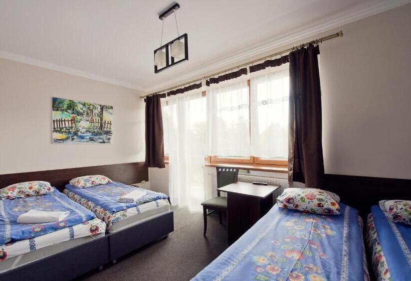 펜션 Willa Czarownica