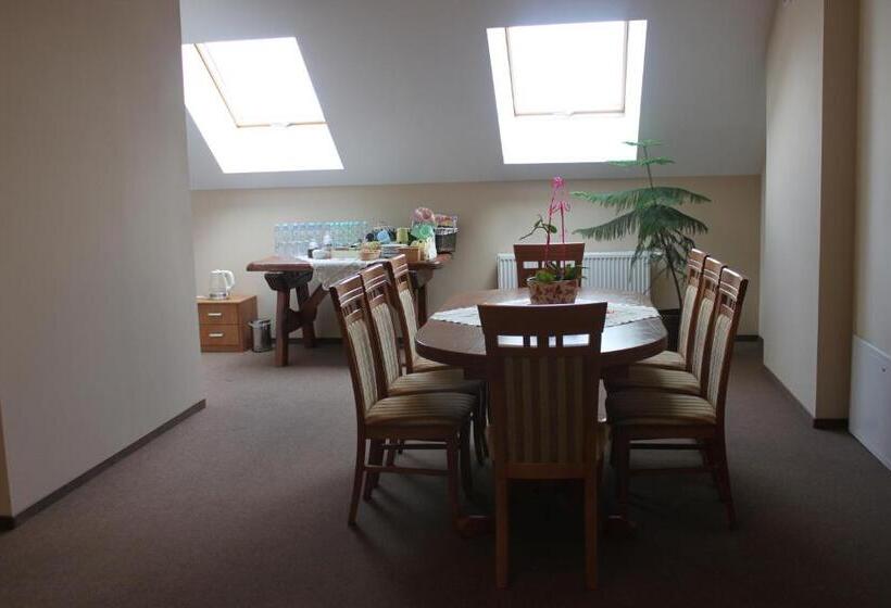 호스텔 Gościniec Legenda