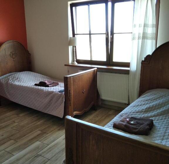 הוסטל Gospoda U Baby Jagi