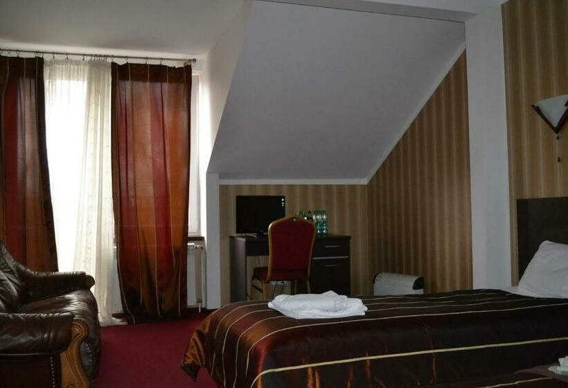 فندق صغير Noclegi Capitto