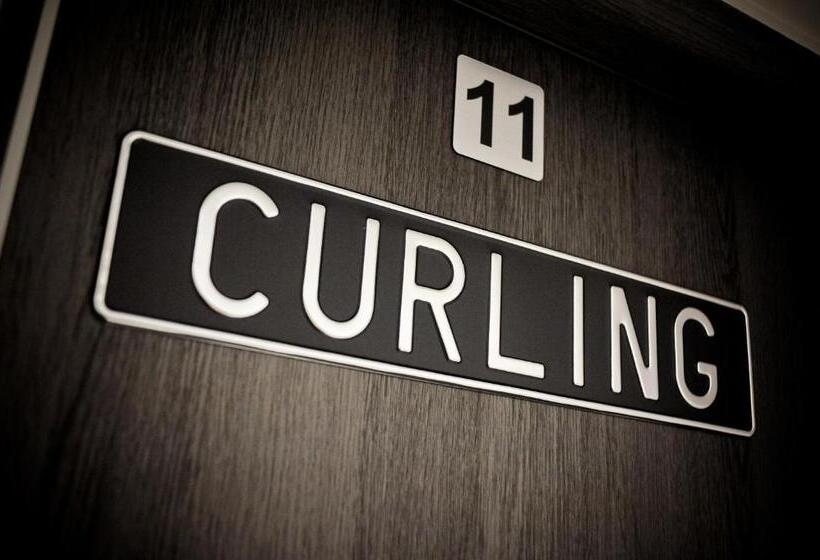 הוסטל Olympic Old Town