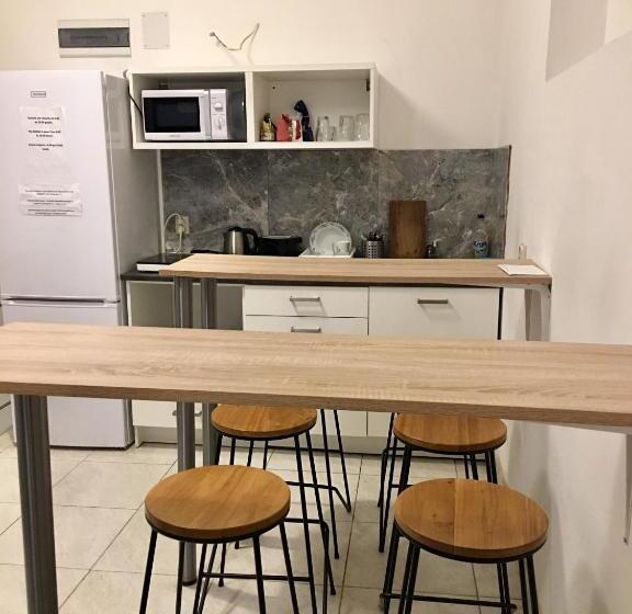 ユースホステル Orion