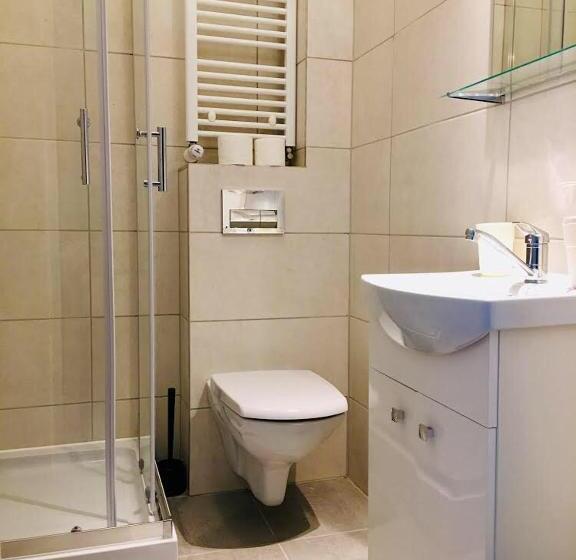 ユースホステル Orion