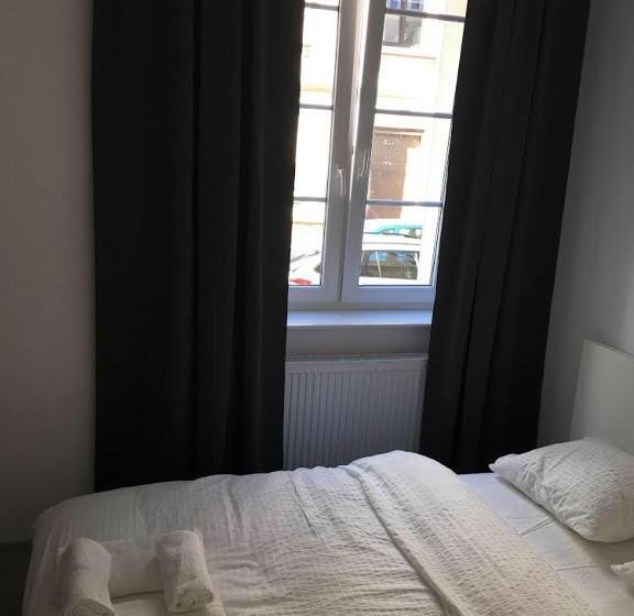 ユースホステル Orion