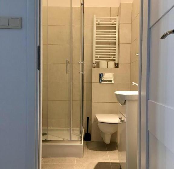 ユースホステル Orion