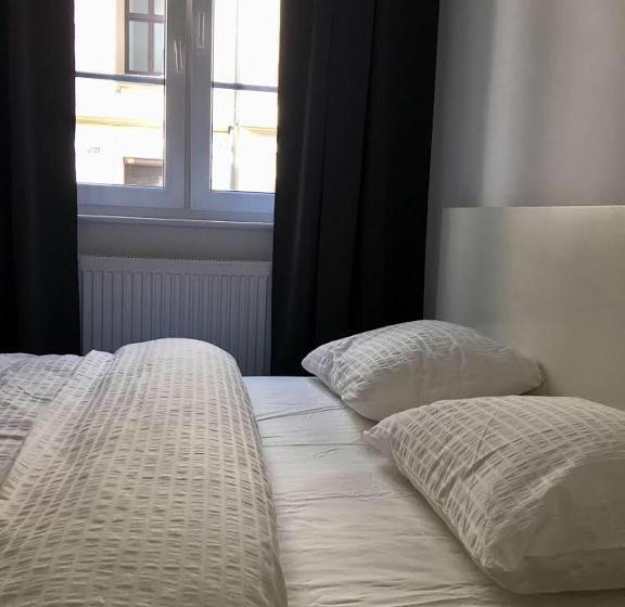 ユースホステル Orion