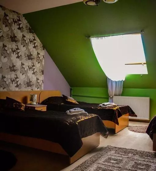 Retkeilymaja Zajazd Bog Mar