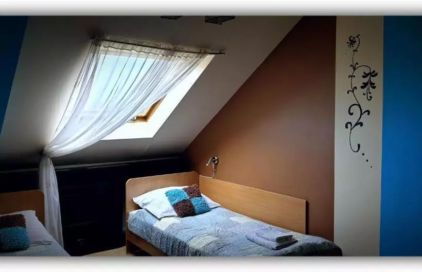 Retkeilymaja Zajazd Bog Mar