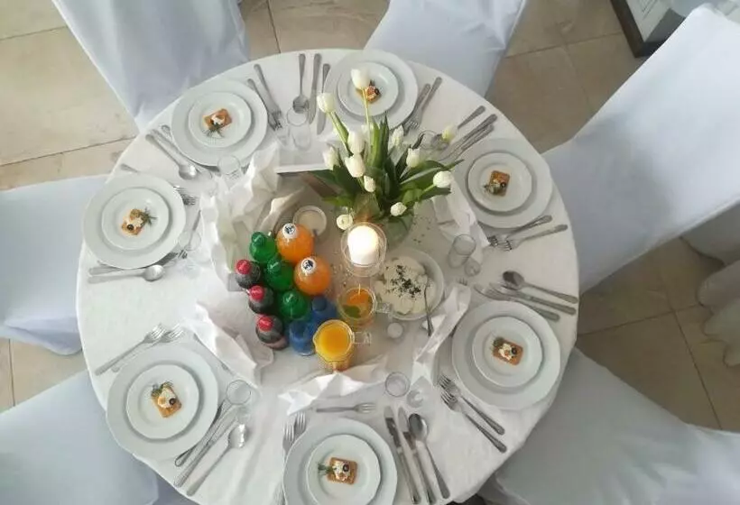 Retkeilymaja Zajazd Polonez