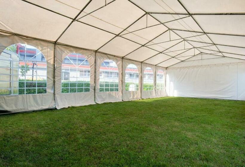 فندق صغير Zajazd Polonez